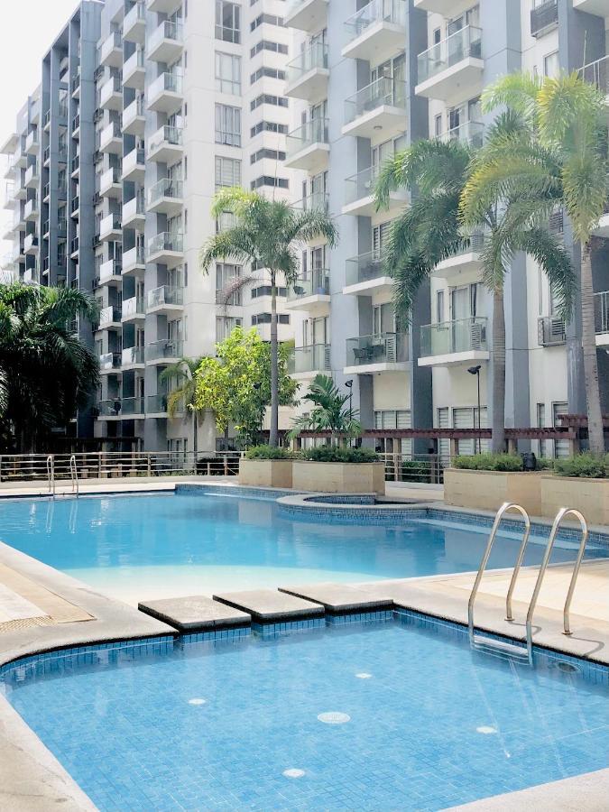 Kiel 5-Star Condo Hotel Across Naia Manila Airport Terminal 3 Пасай Екстериор снимка